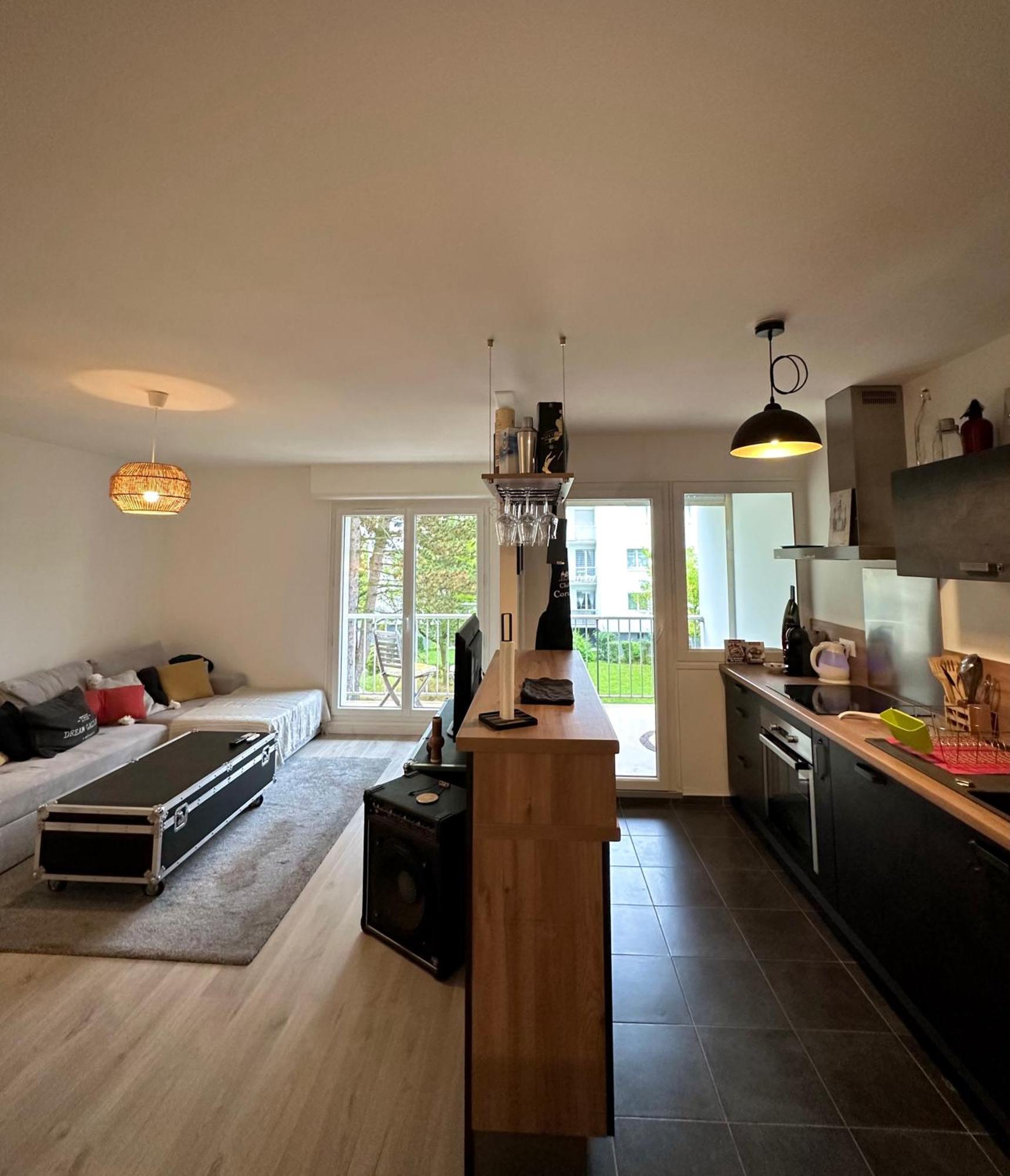 Le Beau Hugo Apartment Mainvilliers  Luaran gambar